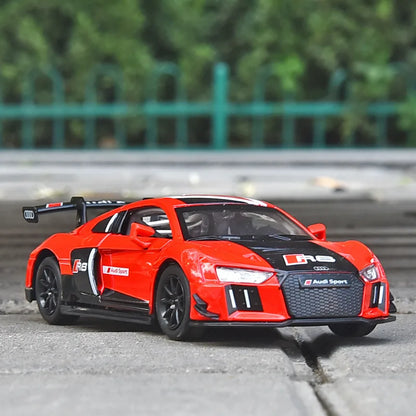 1:32 AUDI R8