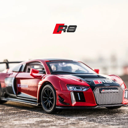 1:32 AUDI R8