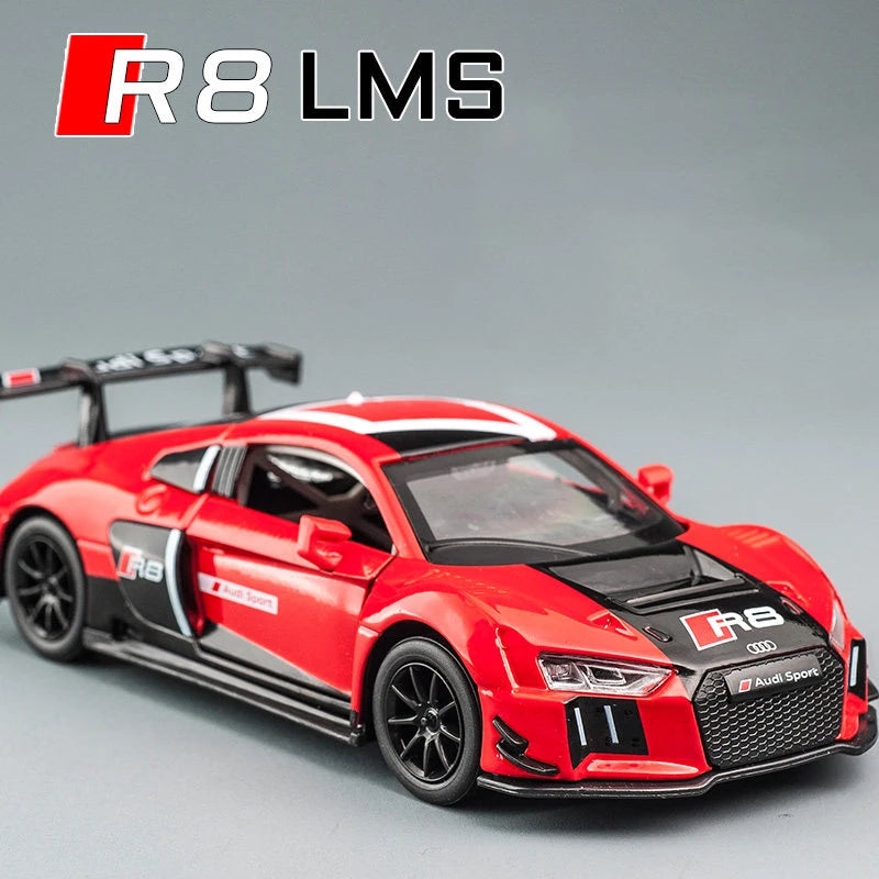 1:32 AUDI R8