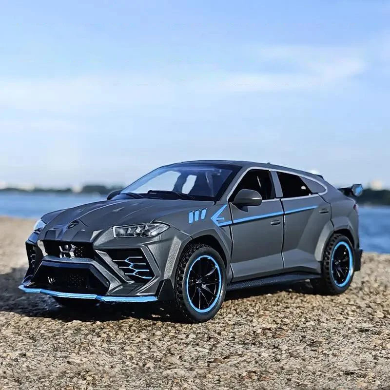 1:32 URUS Bison SUV Coupe