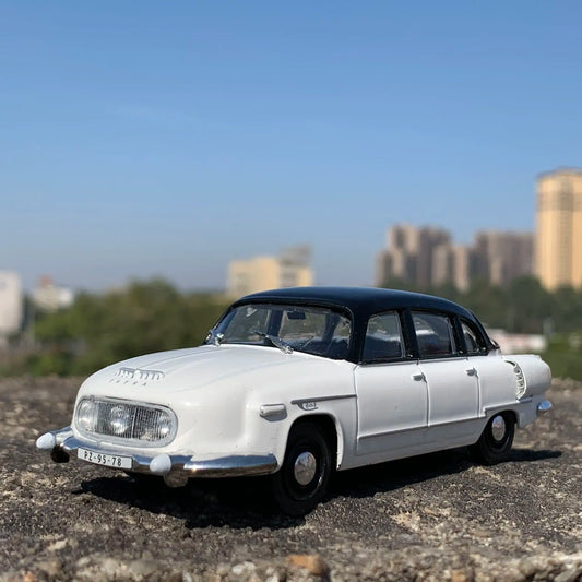 New 1:43 Russian Soviet Union TATRA 603