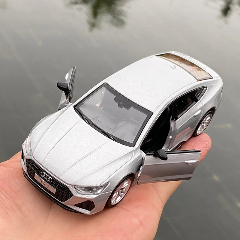 1:35 Audi RS7 Sportback Car Model