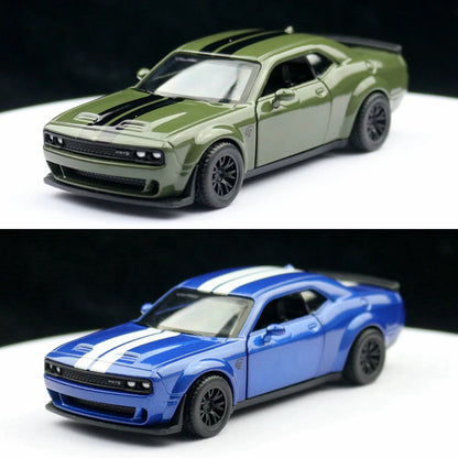 1:44 Dodge Challenger hellcat SRT 2022