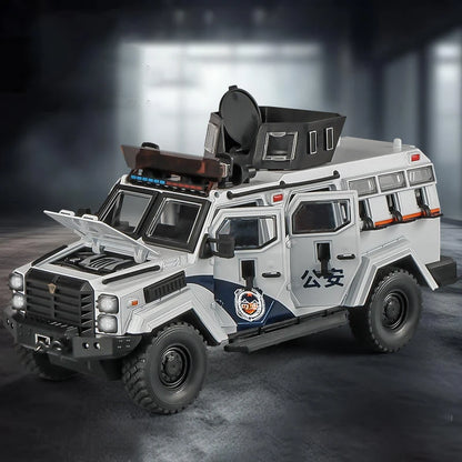 1:24 Sabrtooth Armored Car