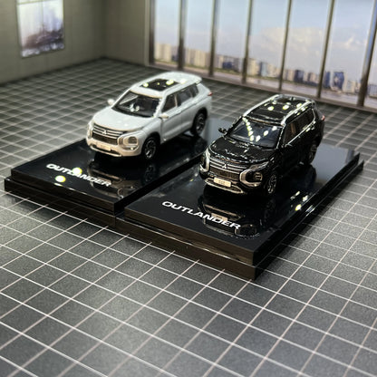 1:64 Mitsubishi Outlander SUV 2023