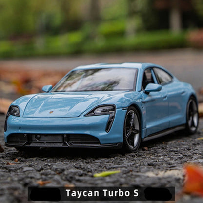 Welly 1:24 Porsche Taycan Turbo S