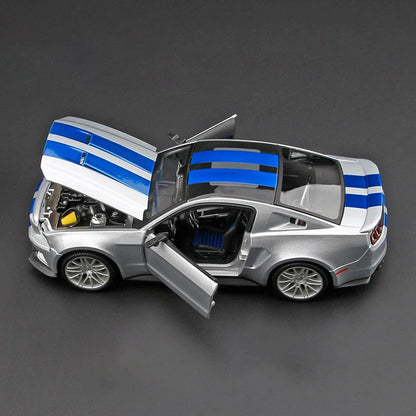 Maisto 1:24 Ford Mustang GT Street Racer 2014 Muscle Car