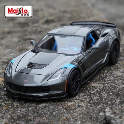 Maisto 1:24 Chevrolet Corvette Grand Sport