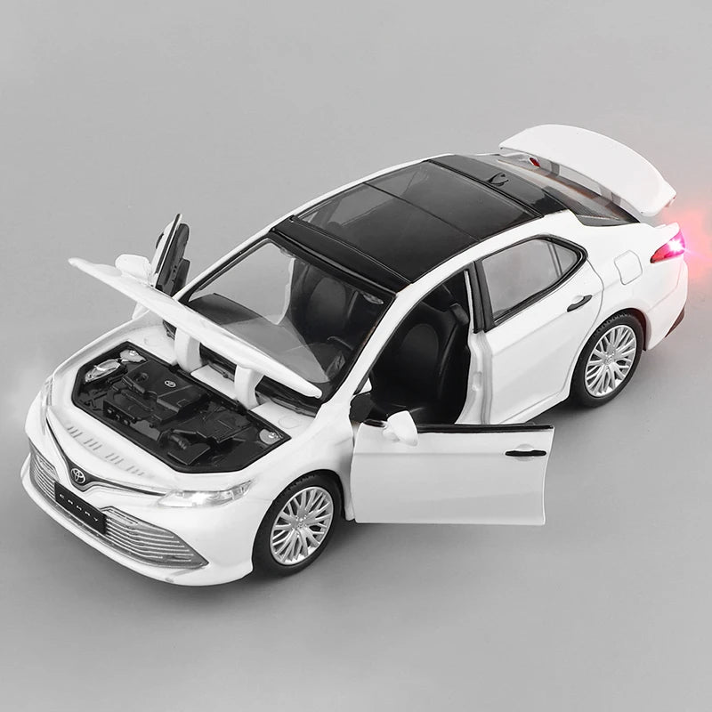 Chengzhen 1:32 TOYOTA Camry