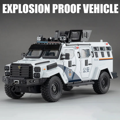 1:24 Sabrtooth Armored Car