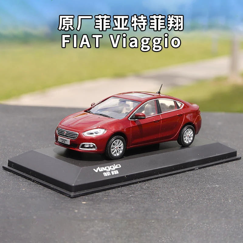 1:43 FIAT Viaggio