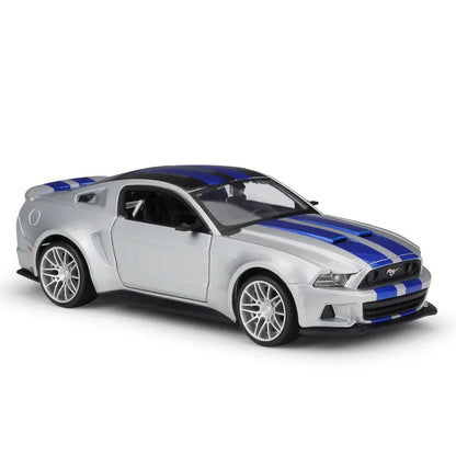 Maisto 1:24 Ford Mustang GT Street Racer 2014 Muscle Car