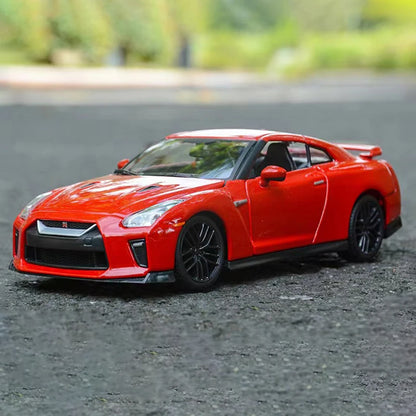 Bburago 1:24 Nissan GTR R35 2017