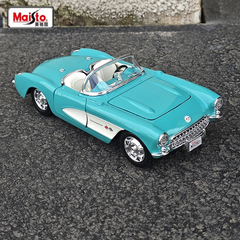 Maisto 1:24 Chevrolet Corvette 1957