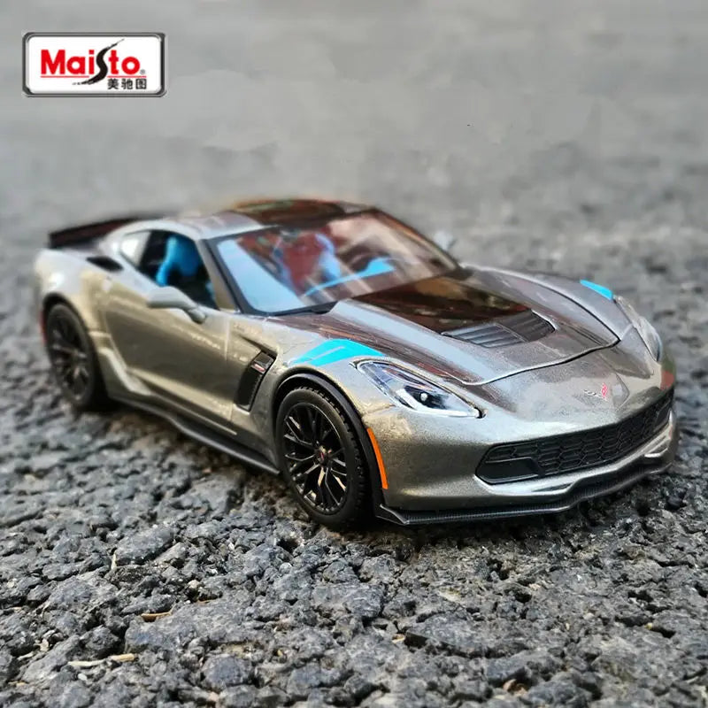 Maisto 1:24 Chevrolet Corvette Grand Sport