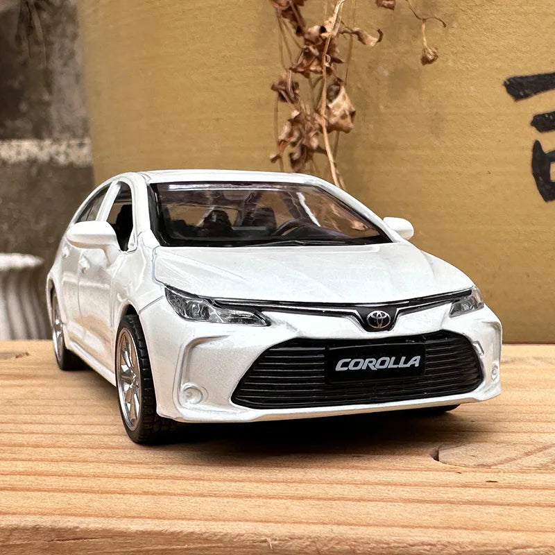 1:43 Toyota Corolla