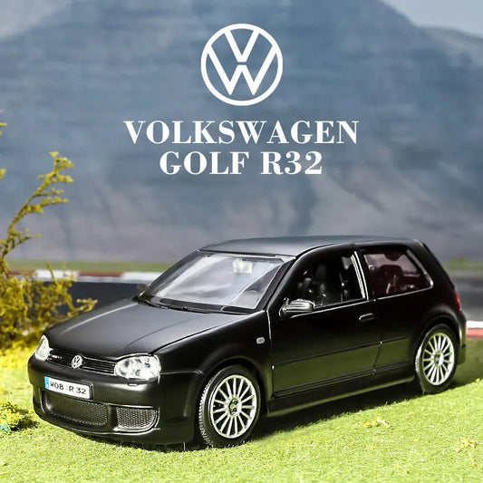 Maisto 1:24 Golf R32