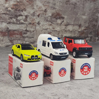 1:43 BMW M4 X5 BMW X7 AUDI RS7 Suzuki Jimny Volvo XC40 SUV Mercedes-Benz Sprinter KIA K7