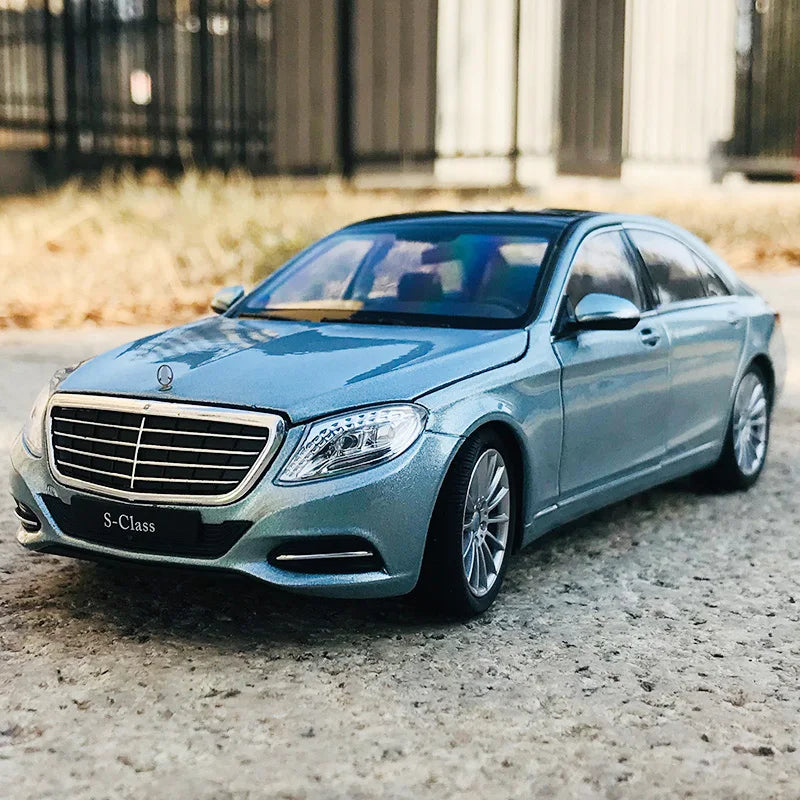 1:24 Mercedes-Benz S-Class S500