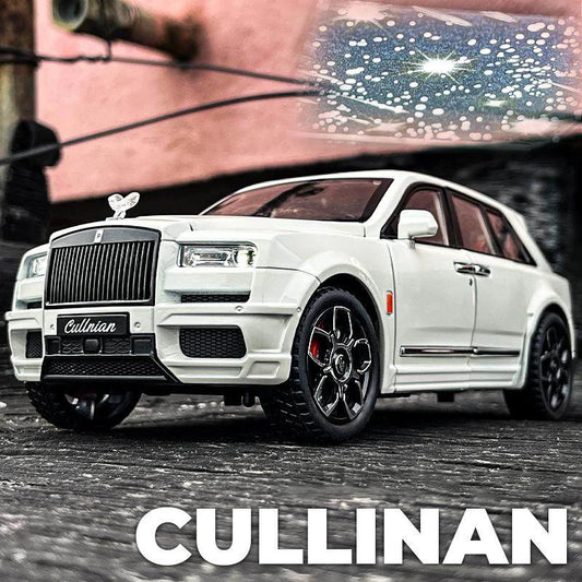 1:20 Rolls Royce Cullinan Black Badge