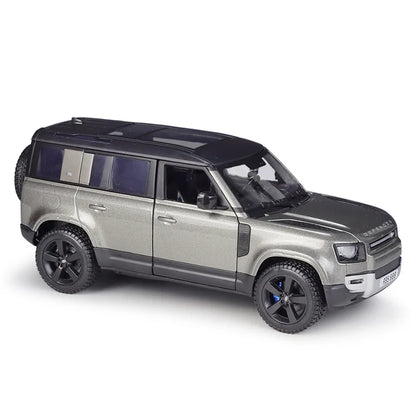 Bburago 1:25 2022 Land Rover Defender 110 SUV