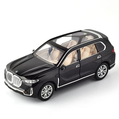 1:32 BMW X7 SUV