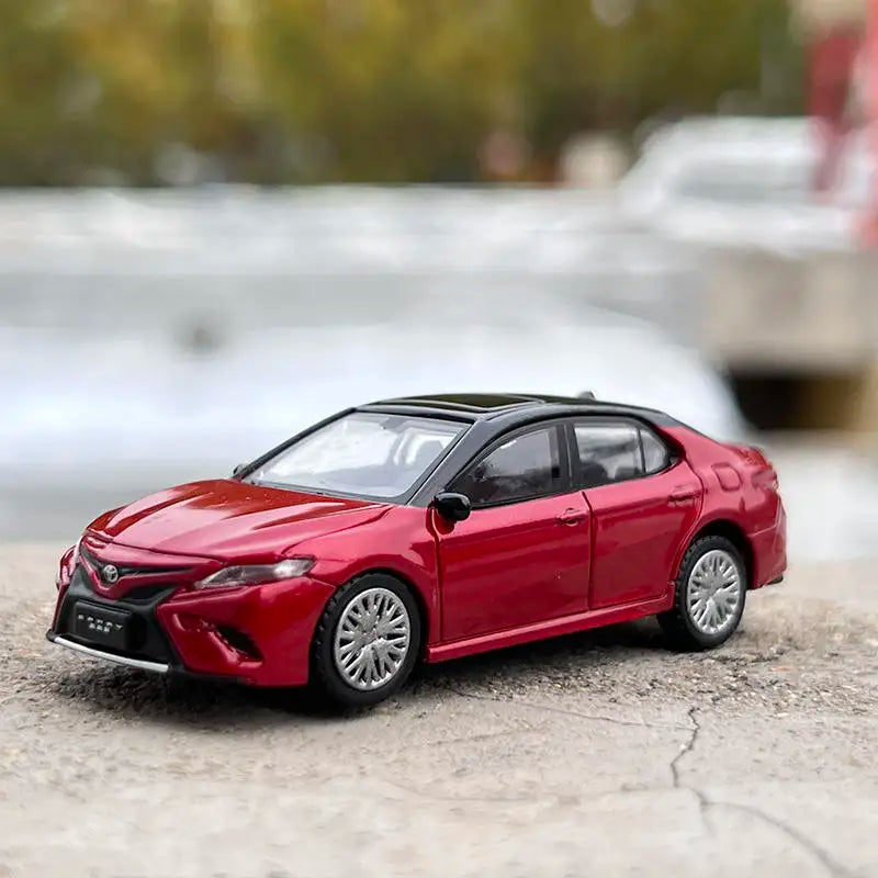 1:64 Toyota Camry