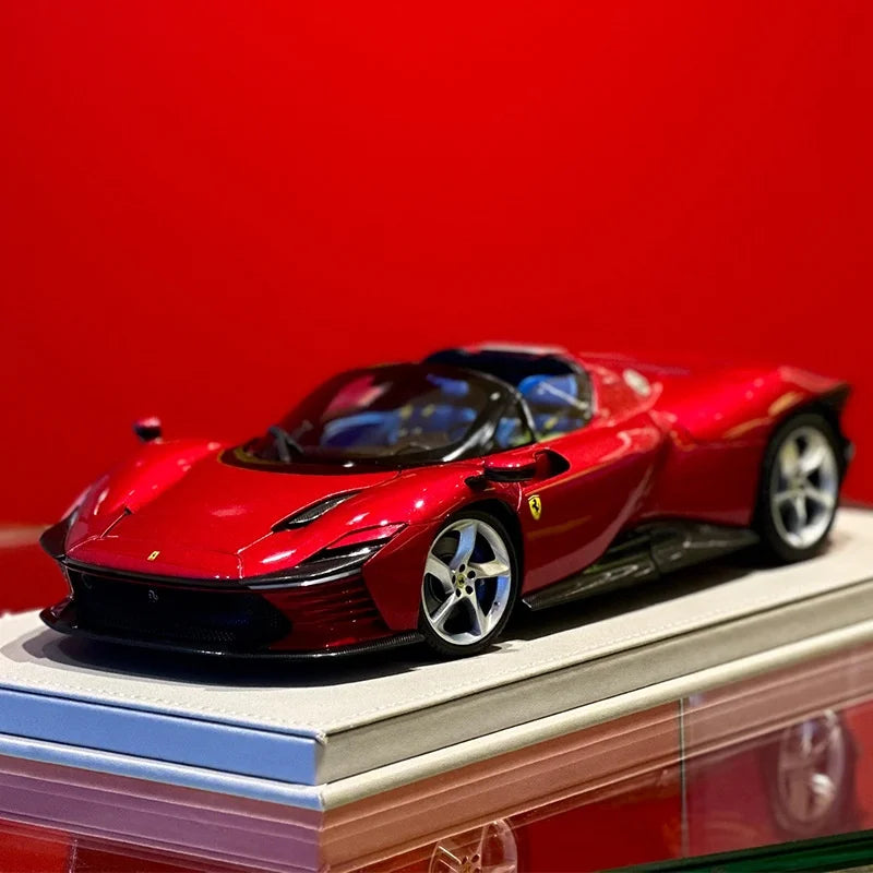 Bburago Ferrari 1:18 Daytona SP3 Premium Car