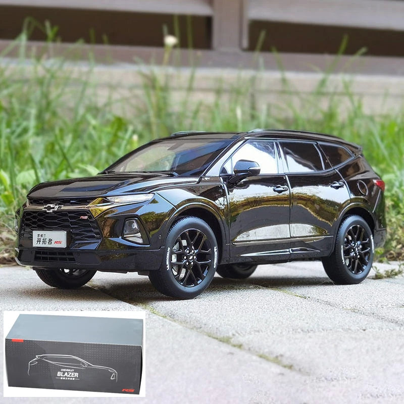 1:18 Chevrolets Blazer SUV