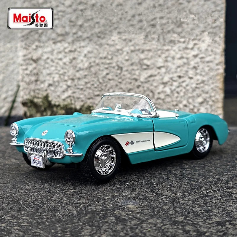 Maisto 1:24 Chevrolet Corvette 1957