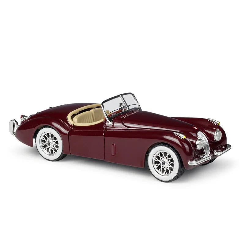 1:24 Bburago Jaguar XK120 Roadster 1951