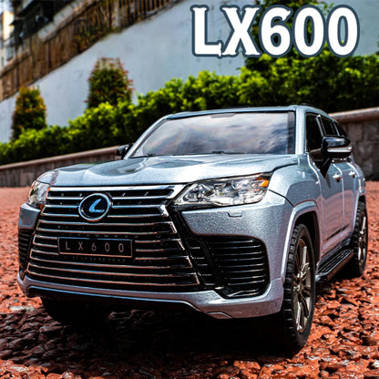 1:24 LX600 SUV