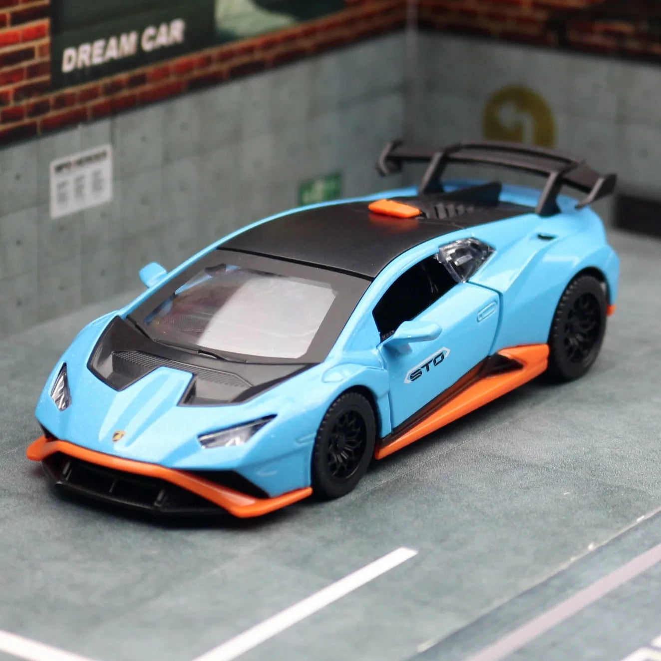 1:40 Lamborghini Huracan STO Supercar