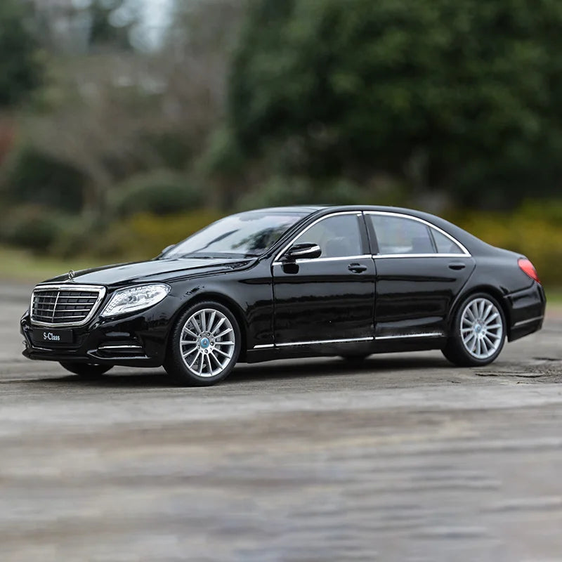 1:24 Mercedes-Benz S-Class S500