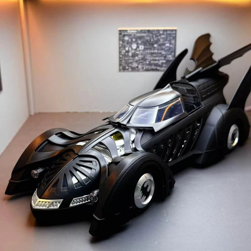 1:18 Batmobile 1995